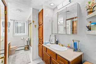 21 Hampton Ave, Warwick, RI 02889 - Photo 19