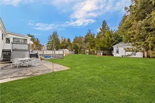 21 Hampton Ave, Warwick, RI 02889 - Photo 33