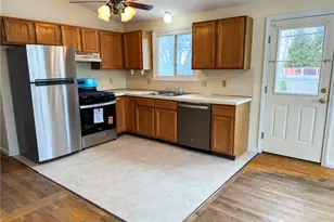 71 Branch Ave, Cumberland, RI 02864 - Photo 3