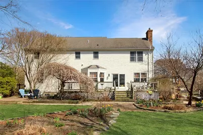 641 Middle Road, Portsmouth, RI 02871 - Photo 3