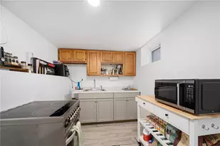 286 California Ave, Providence, RI 02905 - Photo 19