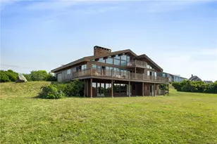 1035 Mohegan Trail, Block Island, RI 02807 - Photo 11