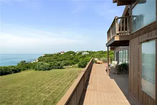 1035 Mohegan Trail, Block Island, RI 02807 - Photo 9