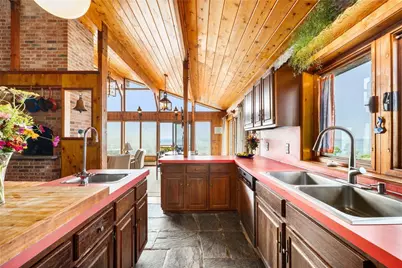 1035 Mohegan Trail, Block Island, RI 02807 - Photo 19