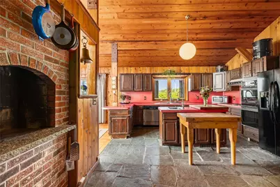 1035 Mohegan Trail, Block Island, RI 02807 - Photo 21