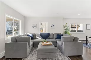 10 Woburn St, Cranston, RI 02910 - Photo 17