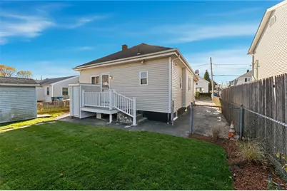 10 Woburn Street, Cranston, RI 02910 - Photo 47