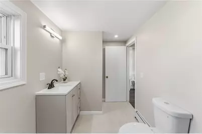 10 Woburn Street, Cranston, RI 02910 - Photo 13