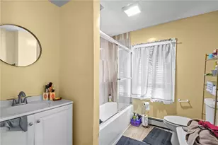 76 Slater St, Pawtucket, RI 02860 - Photo 17