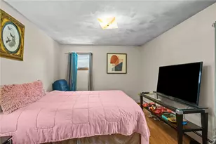 28 Halsey St, North Providence, RI 02911 - Photo 15