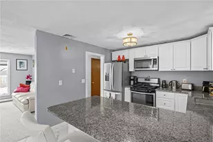 28 Halsey St, North Providence, RI 02911 - Photo 7