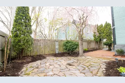 21 School Street #4, Newport, RI 02840 - Photo 3