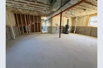 362 Kenyon Avenue, Pawtucket, RI 02861 - Photo 25