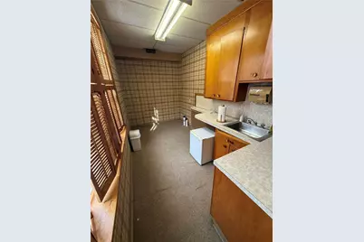 2 Monument Square, Woonsocket, RI 02895 - Photo 31