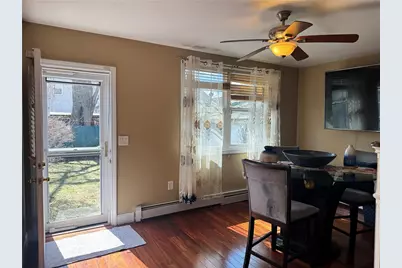 72 Concord Avenue, Cranston, RI 02904 - Photo 9