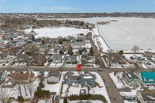 97 Eustis Ave, Newport, RI 02840 - Photo 31