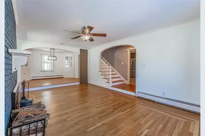 671 Benefit Street, Pawtucket, RI 02861 - Photo 5