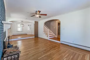 671 Benefit St, Pawtucket, RI 02861 - Photo 5