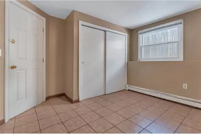 66 Silver Lake Avenue, Providence, RI 02909 - Photo 9