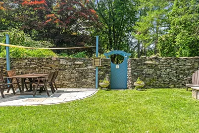 506 Clarks Row, Bristol, RI 02809 - Photo 29