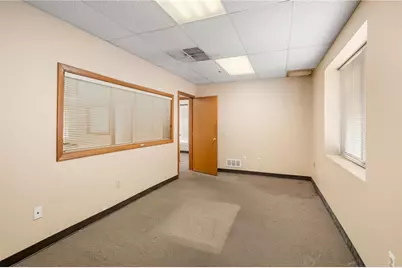 46 Warwick Industrial Drive, Warwick, RI 02886 - Photo 5