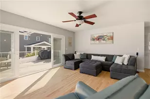 7 Hawthorne Ave, Bristol, RI 02809 - Photo 15