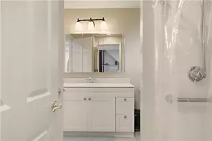 7 Hawthorne Ave, Bristol, RI 02809 - Photo 33