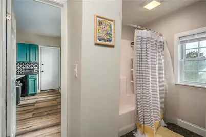 20 Peach Avenue, Providence, RI 02906 - Photo 15