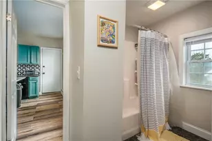 20 Peach Ave, Providence, RI 02906 - Photo 15