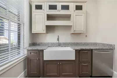 44 Sycamore Street, Providence, RI 02909 - Photo 27