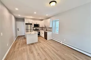 73 Vernon St, Providence, RI 02903 - Photo 3