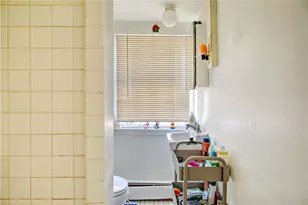 84 Transit St, Providence, RI 02906 - Photo 19