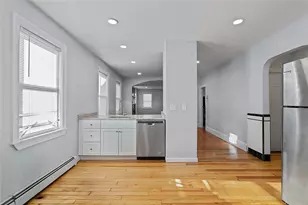 91 Tyndall Ave, Providence, RI 02908 - Photo 9