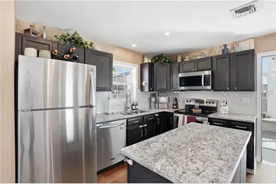 12 Dean Court, Warwick, RI 02889 - Photo 9