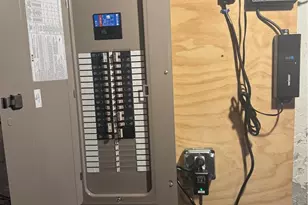 13 Ivanhoe St, Johnston, RI 02919 - Photo 19