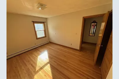 13 Ivanhoe Street, Johnston, RI 02919 - Photo 7