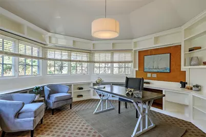 750 Elmgrove Avenue, Providence, RI 02906 - Photo 35