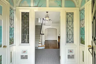 750 Elmgrove Avenue, Providence, RI 02906 - Photo 3