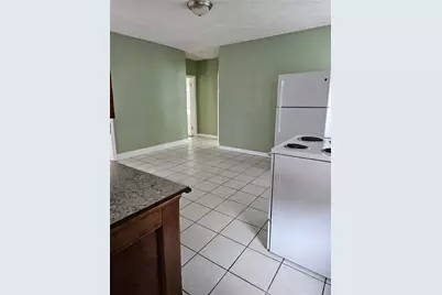 37 Pleasant Street, West Warwick, RI 02893 - Photo 5