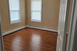 37 Pleasant St, West Warwick, RI 02893 - Photo 7