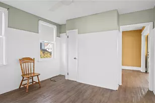 137 Colonial Ave, Cranston, RI 02910 - Photo 9