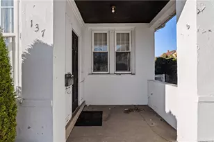 137 Colonial Ave, Cranston, RI 02910 - Photo 3