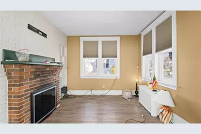 137 Colonial Avenue, Cranston, RI 02910 - Photo 7