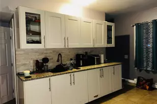 110 Gallup St, Providence, RI 02905 - Photo 15