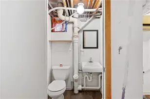 67 Garnet St, West Warwick, RI 02893 - Photo 27