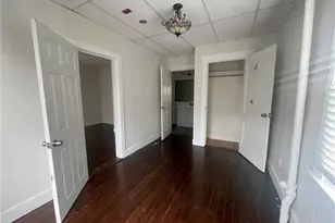 38 Freebody St, Newport, RI 02840 - Photo 3