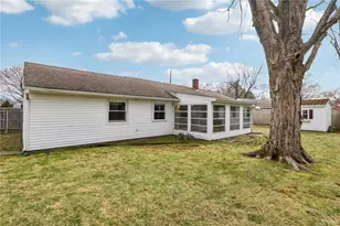 117 Haverhill Ave, Warwick, RI 02886 - Photo 35