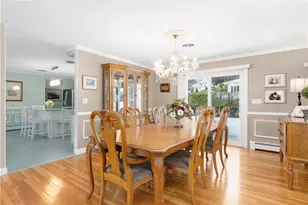 105 Coldbrook Dr, Cranston, RI 02920 - Photo 7