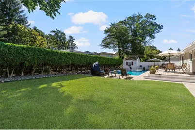 105 Cold Brook Drive, Cranston, RI 02920 - Photo 27