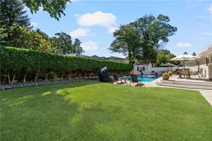 105 Coldbrook Dr, Cranston, RI 02920 - Photo 27